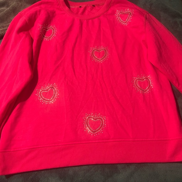 Red Heart Embellished Sweatshirt - Picture 1 of 1